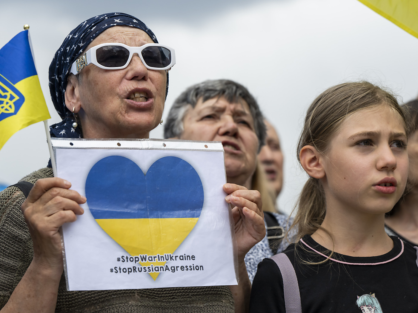 The Confederation refused S status to 2,500 people