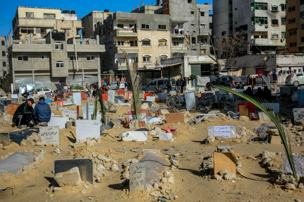 Decenas de miles de muertos en Gaza y un duelo imposible - SWI swissinfo.ch