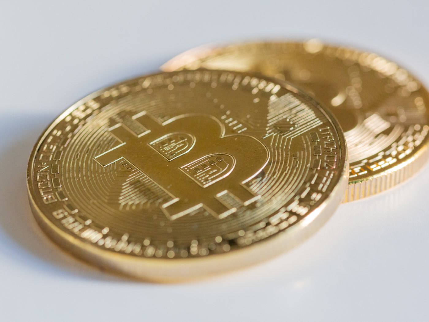 Il Bitcoin perde il 10%, scende sotto i 55.000 dollari - SWI swissinfo.ch