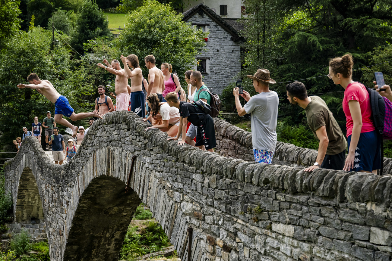 ponte dei salti valle verzasca