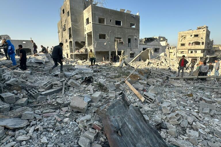 Defying Global Outcry, Israel Cracks Down on UN Relief Agency
