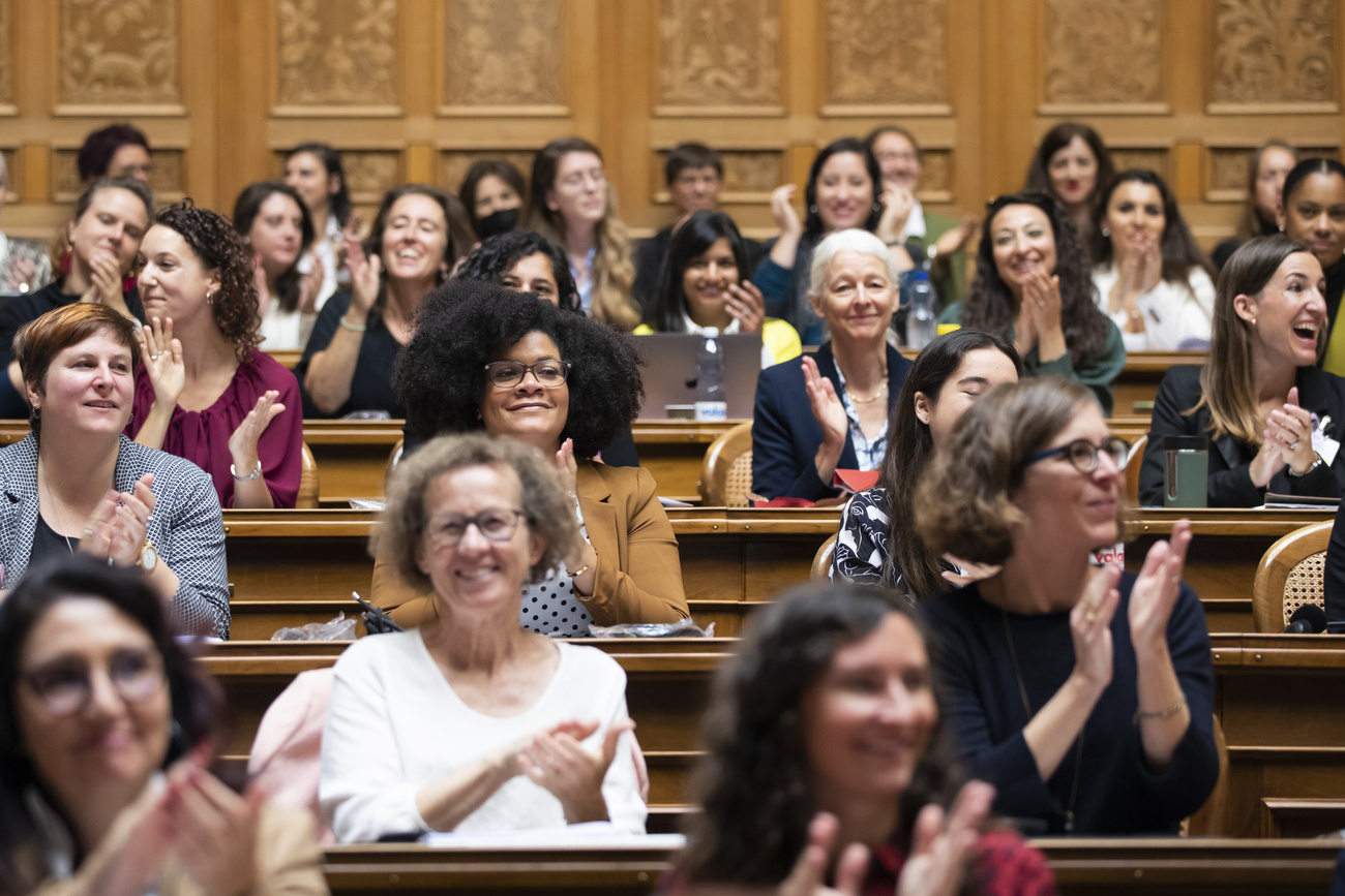 Frauen im Nationalratssaal