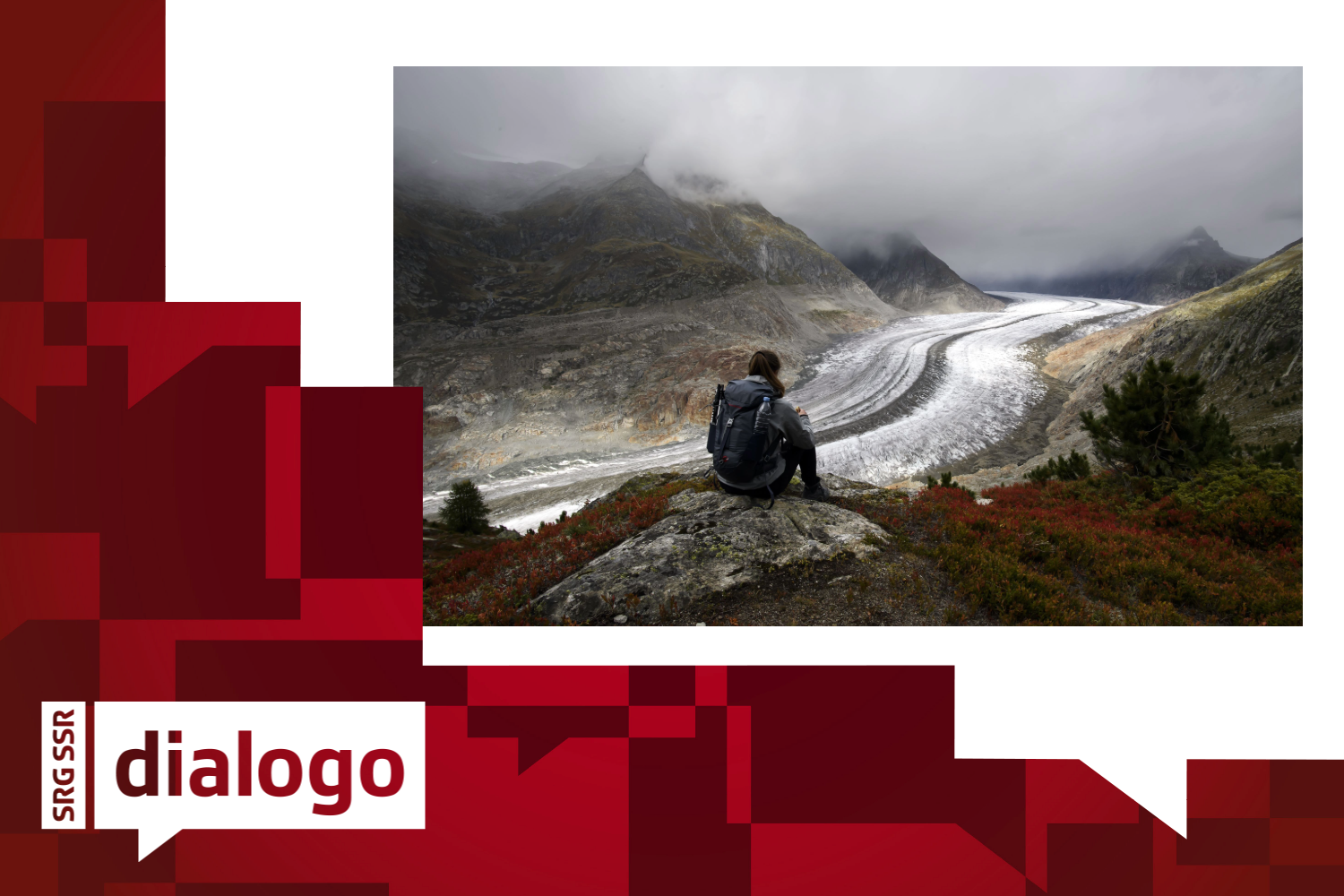 persona osserva un ghiacciaio