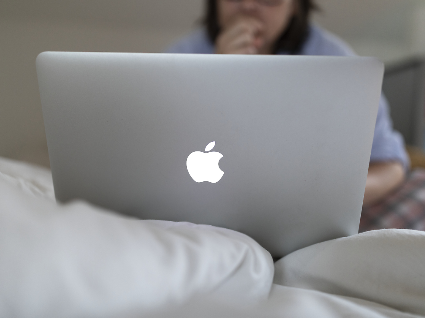 Left-wing criticism of proposed head office regulations