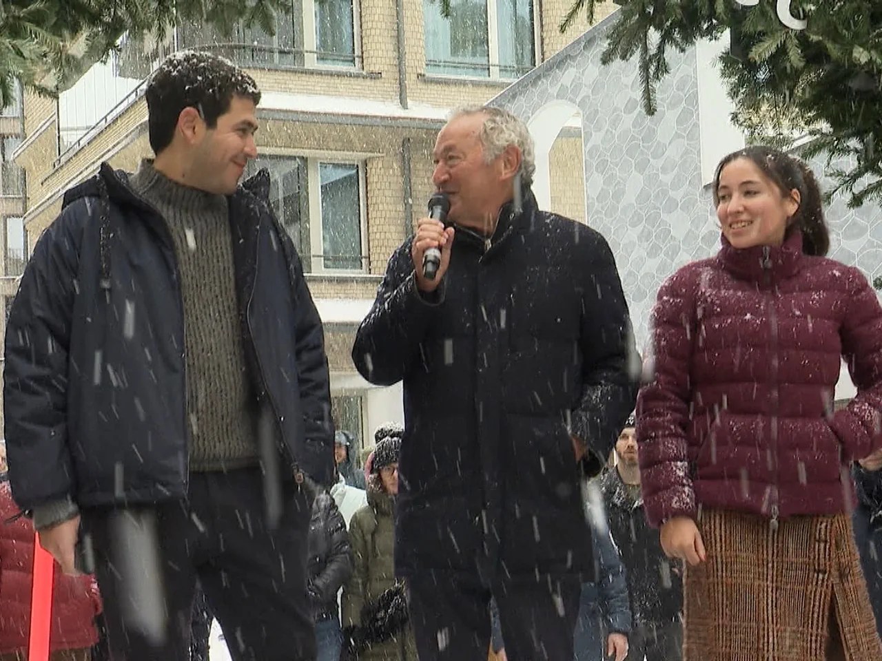 Samih Sawiris used the opening of Furkagasse as a charm offensive and appeared with two of his five children.