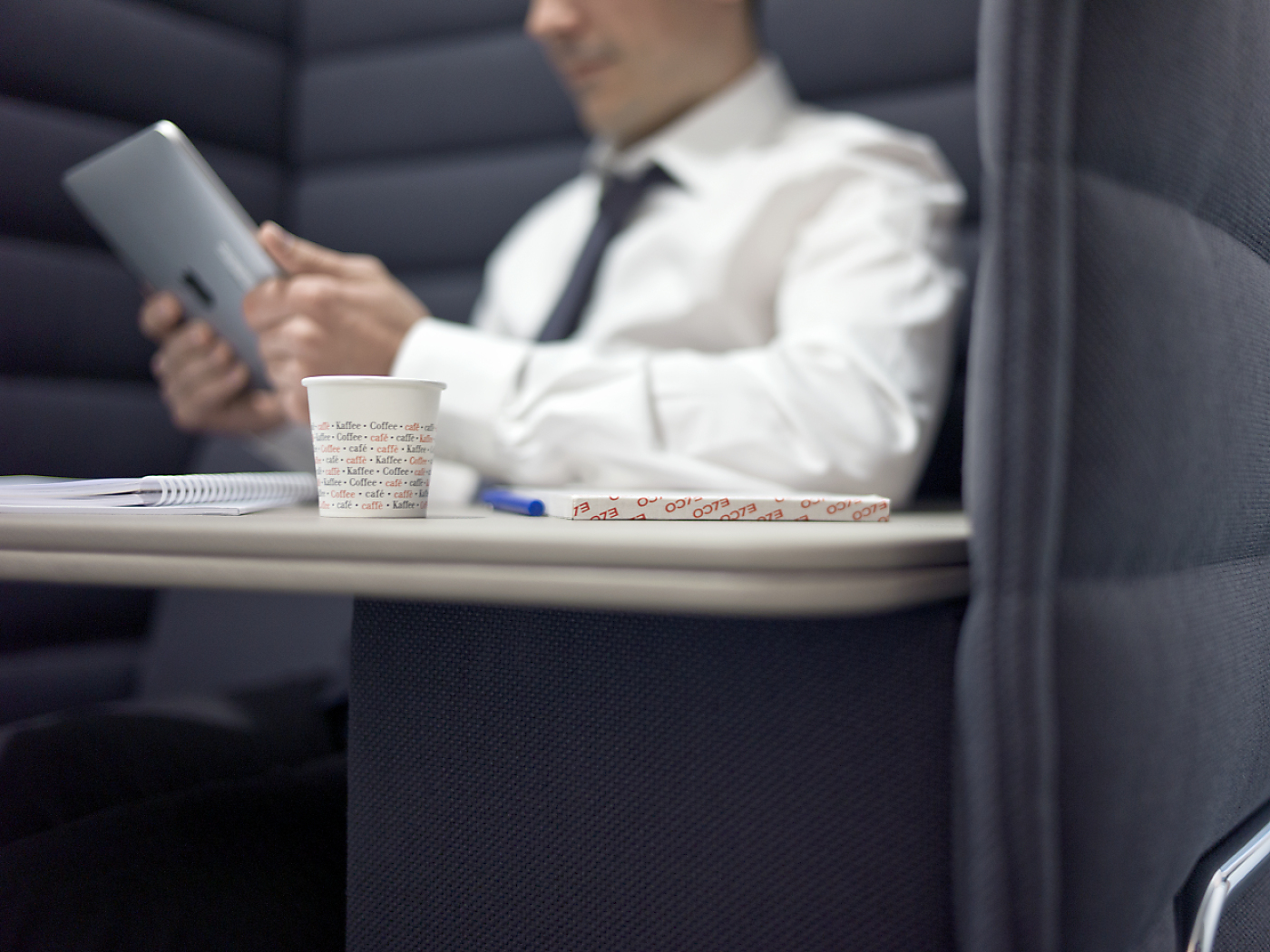 Banks are looking for fewer staff, fourth consecutive month of decline