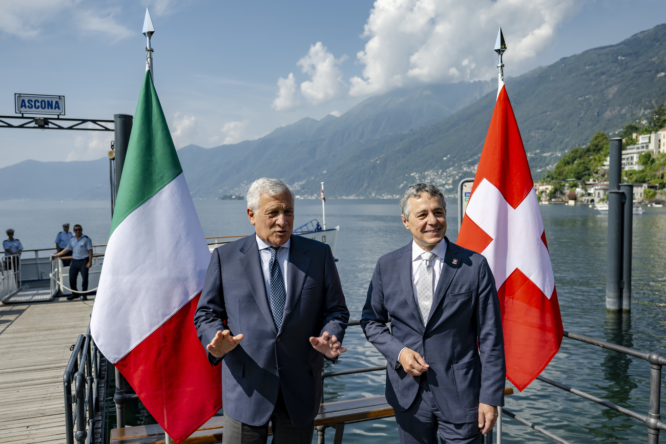 I ministri degli esteri dei due Paesi, Antonio Tajani (sinistra) e Ignazio Cassis.