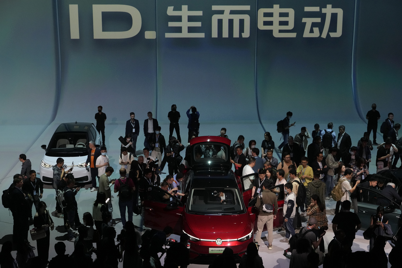 2020年 ,中国97%以上的汽车销量仍然是汽油或柴油车型。