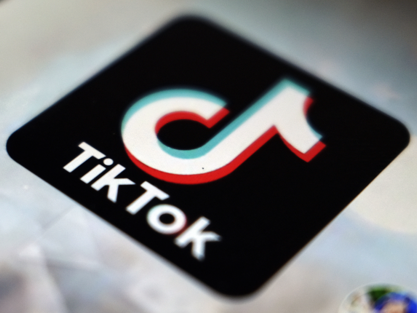 アルバニア、Tiktokへのアクセスを1年間遮断したい