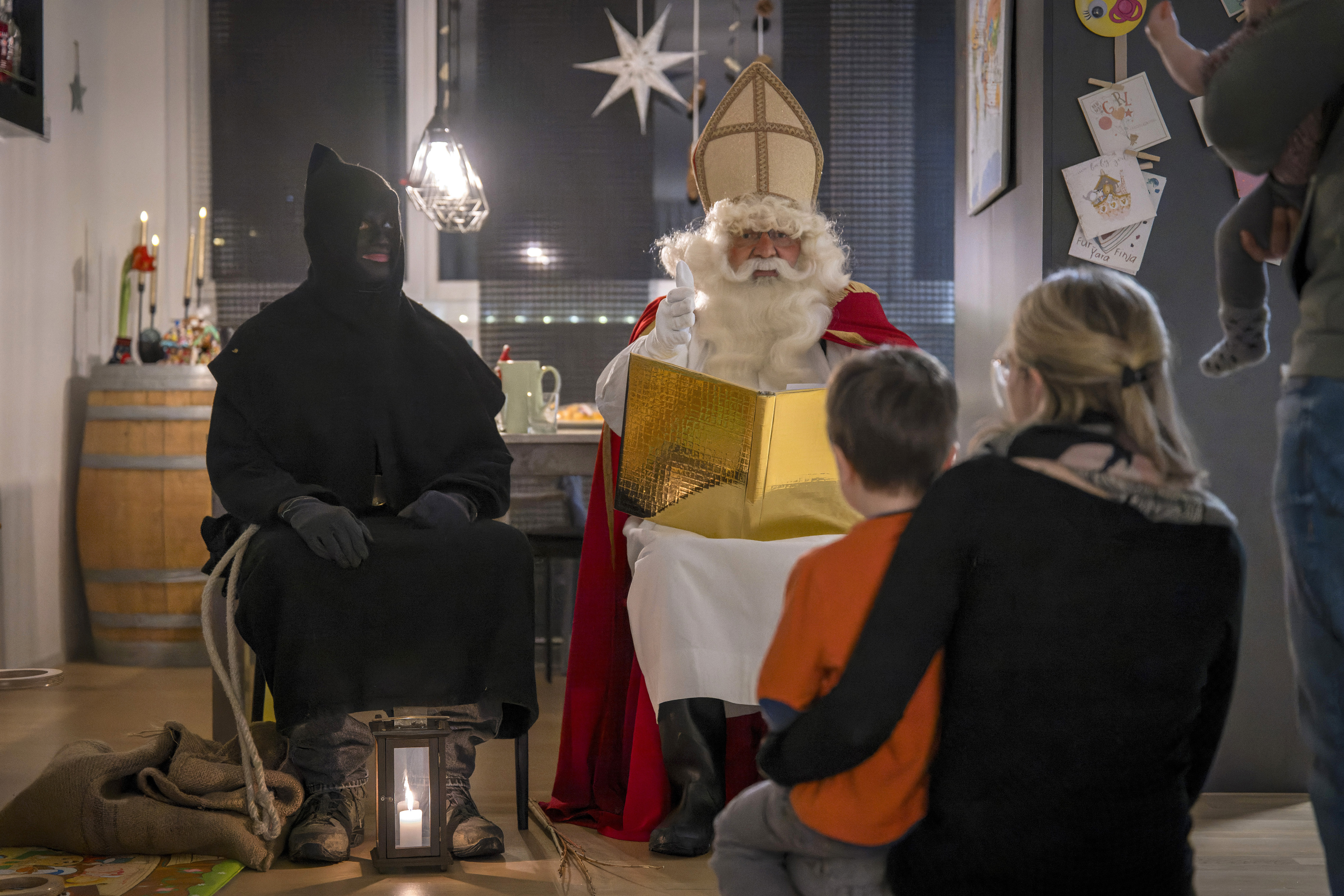 Samichlaus and Schmutzli
