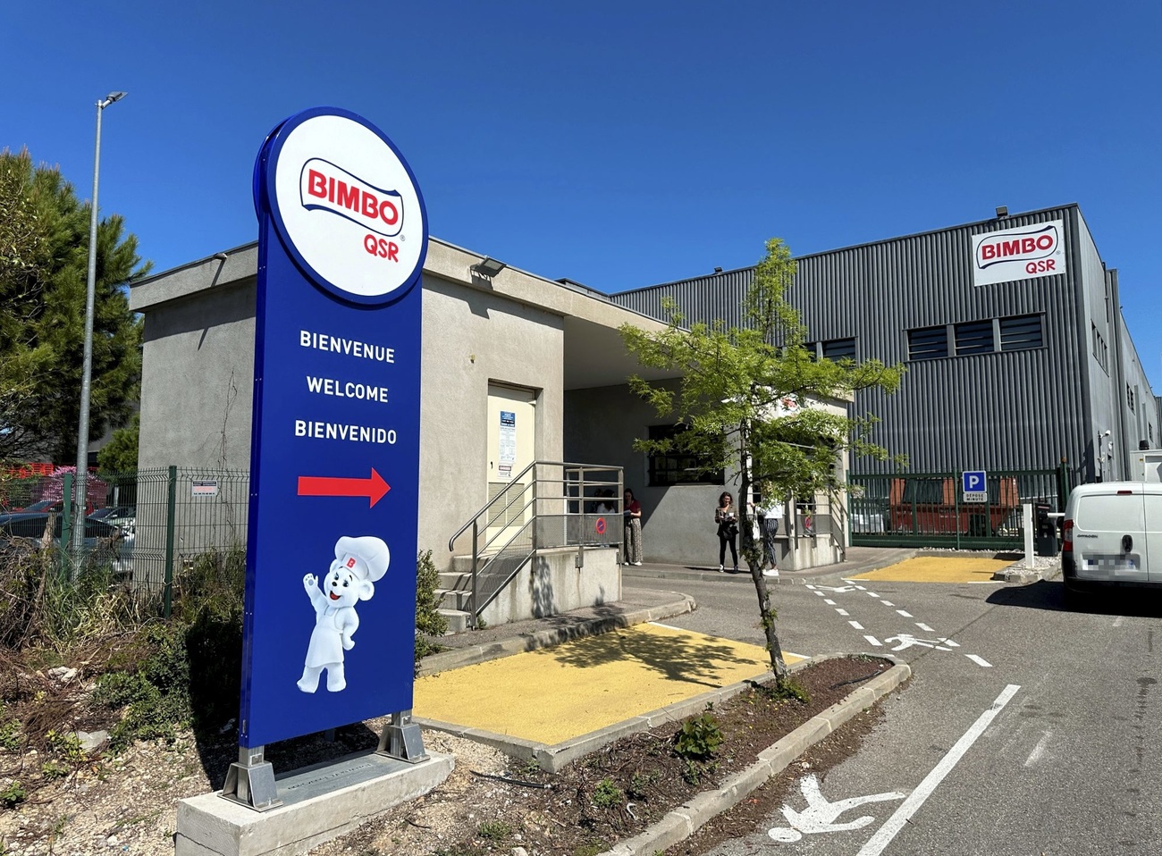 Photo of a company with sign saying "Bimbo"