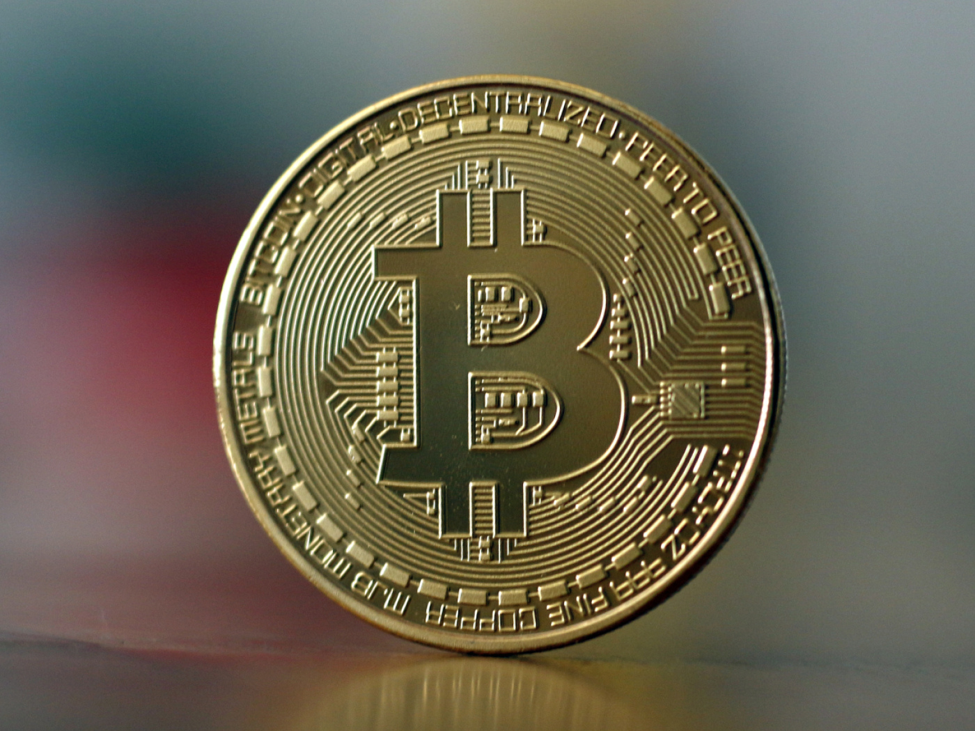 New initiative launched: National Bank should buy bitcoins