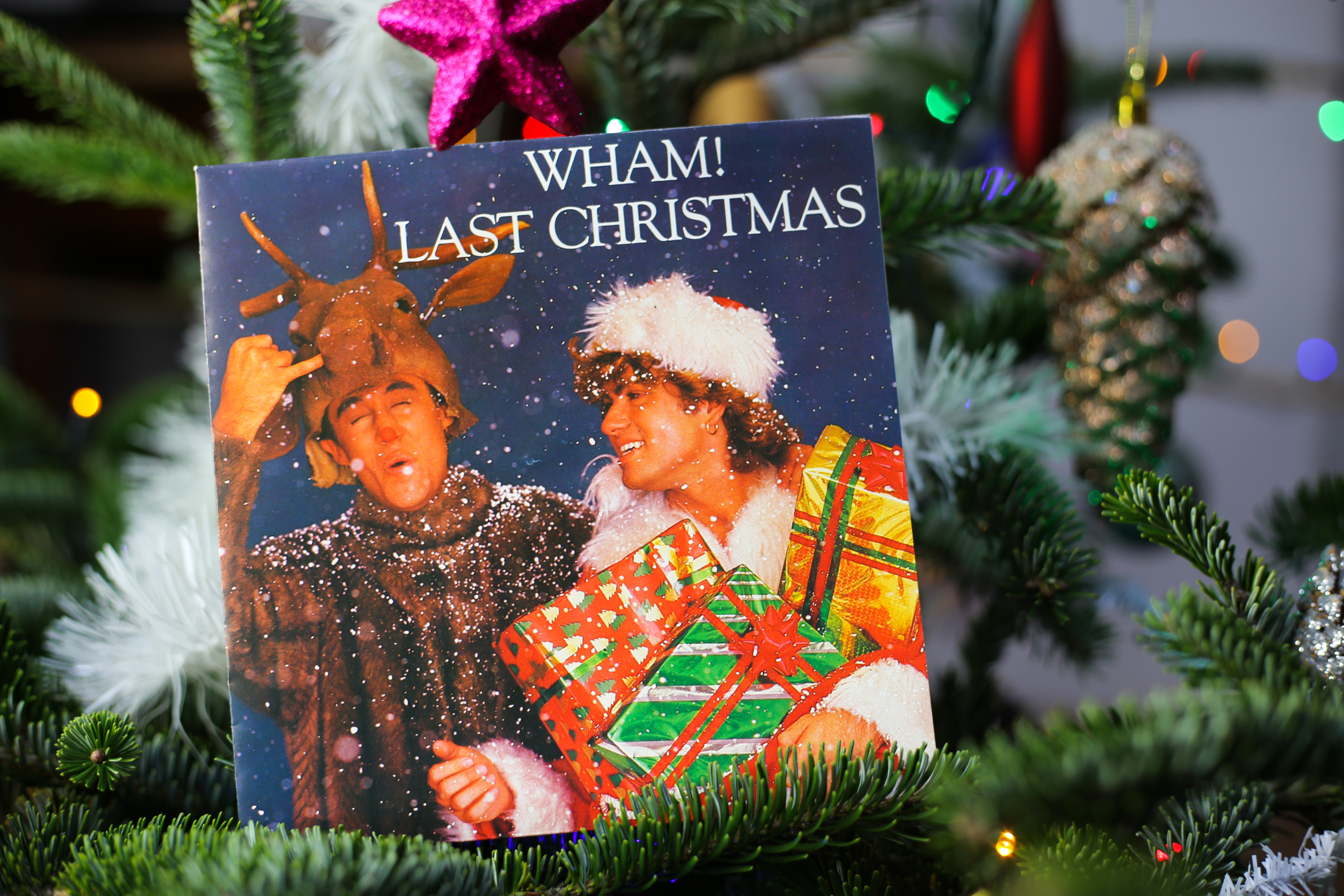 Saas-Fee celebrates 40 years of Wham!’s ‘Last Christmas’ - SWI swissinfo.ch