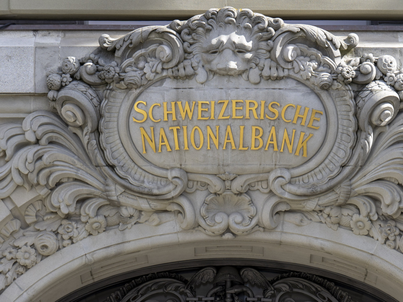 Swiss companies invest more in their foreign subsidiaries