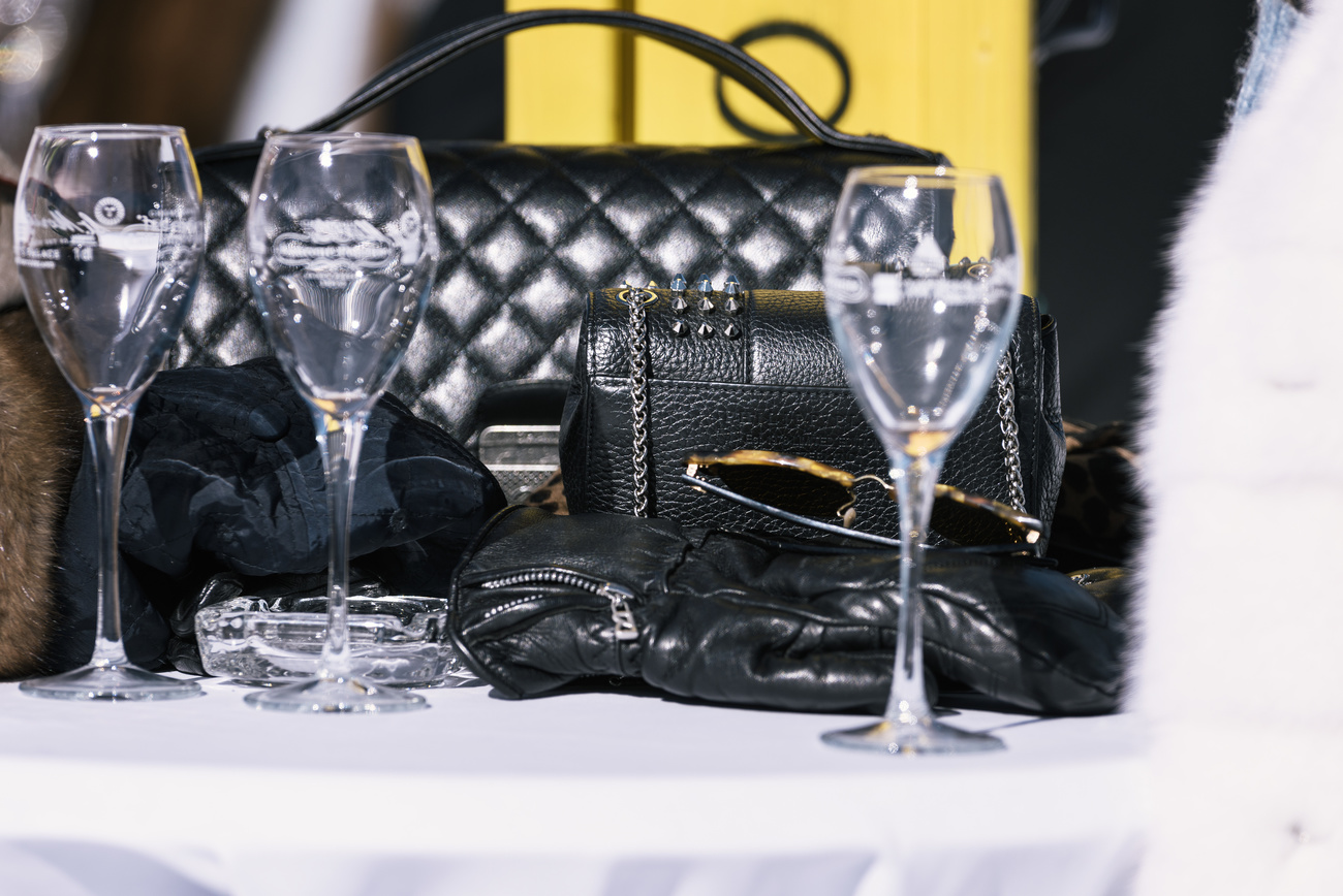 Switzerland faces competition to attract mobile wealth