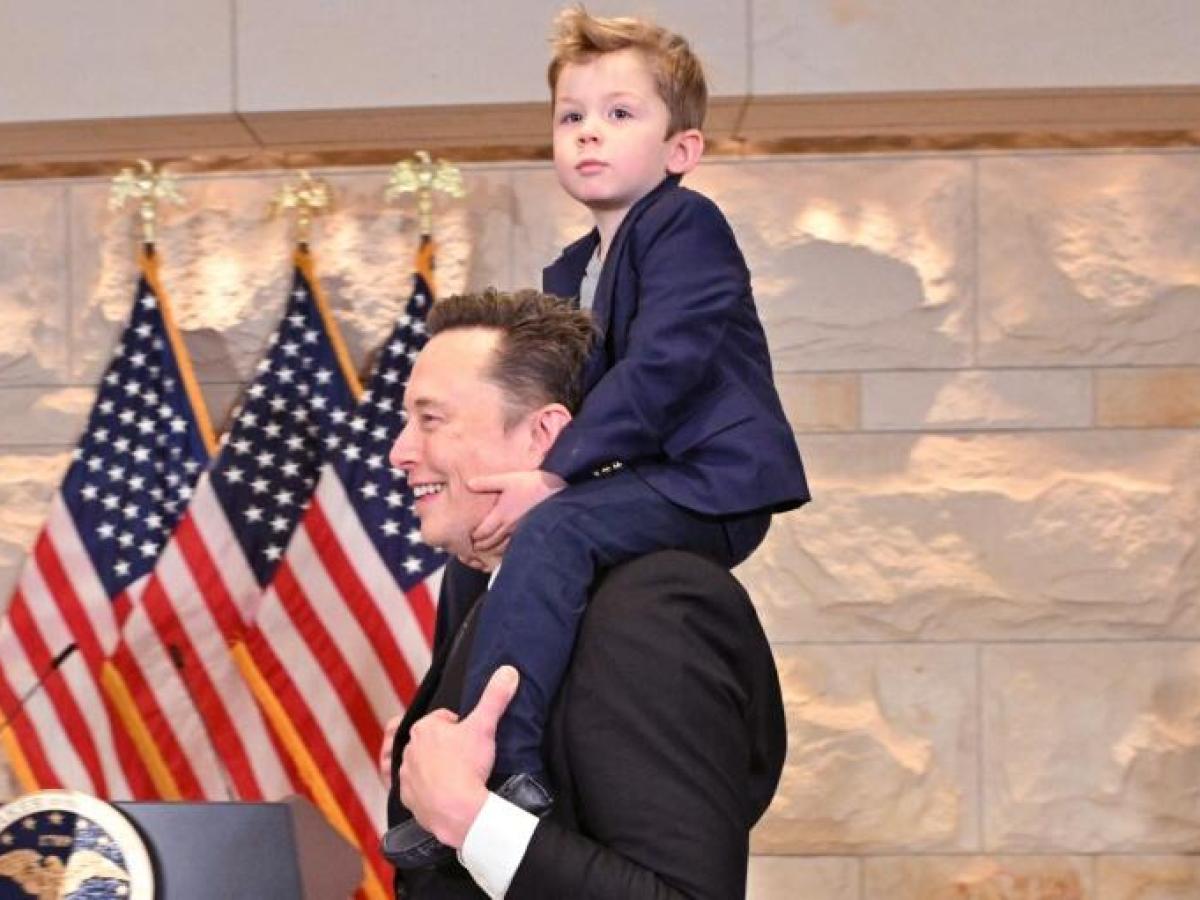 马斯克X帐号改名「麦希穆斯」 头像改成「佩佩蛙」引热议- SWI swissinfo.ch