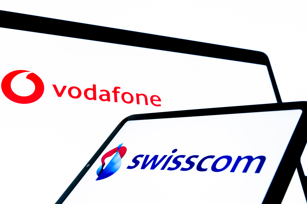 loghi vodafone e swisscom