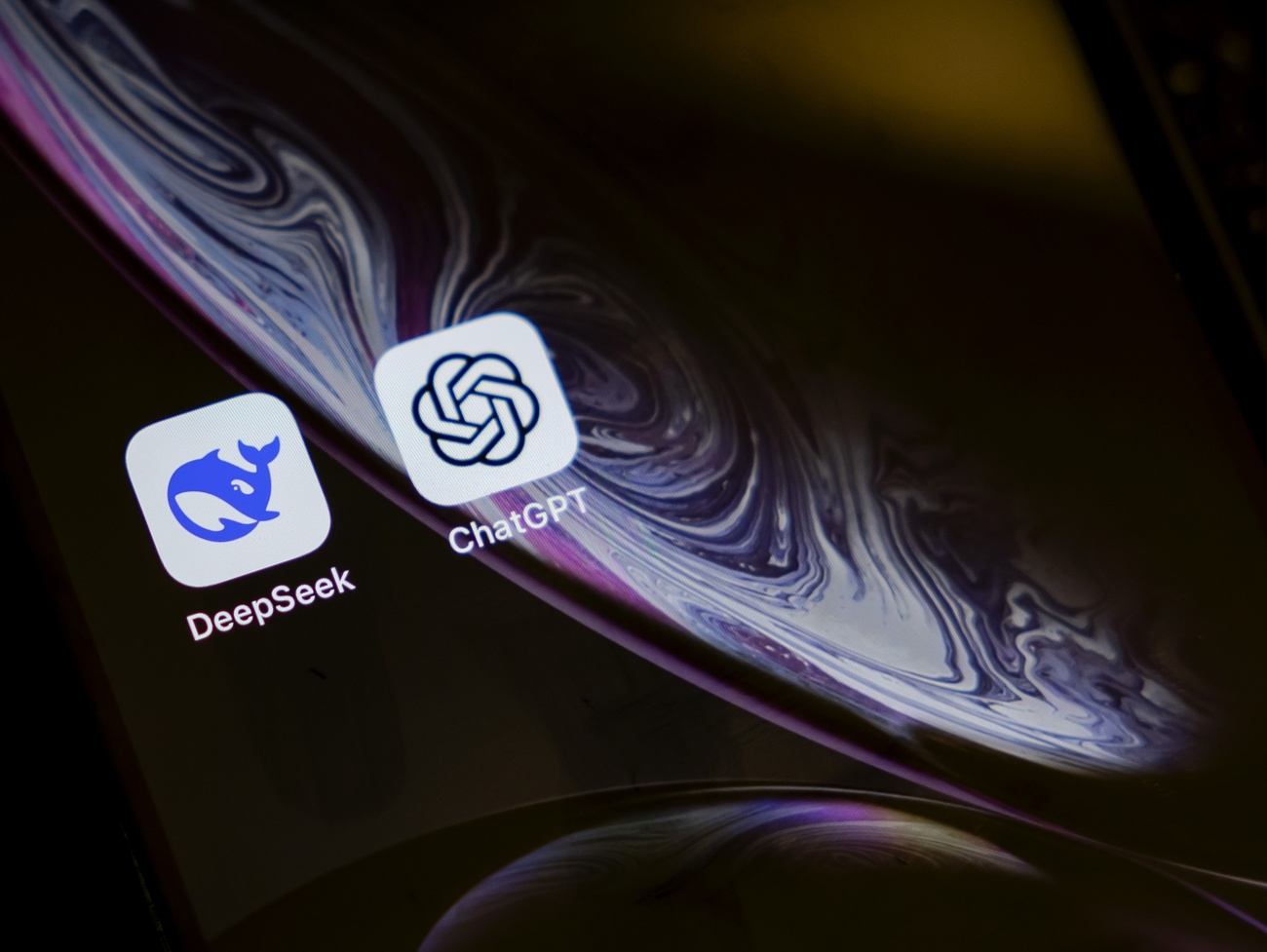 icone delle app di deepseek e chatgpt