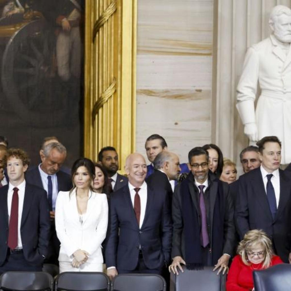 川普就职典礼科技大亨排排坐- SWI swissinfo.ch