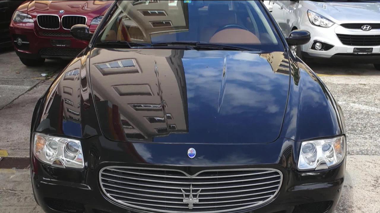 He portrays a glamorous lifestyle on social media, posting photos in suits, with luxury cars, and on seaside holidays.