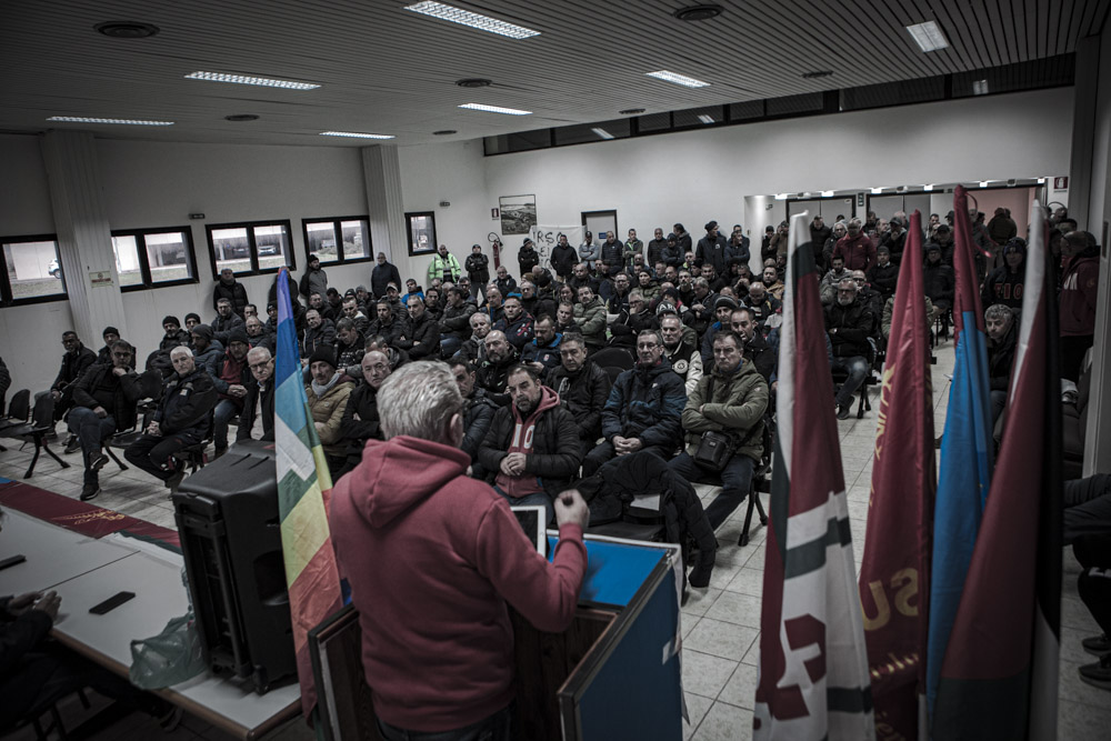 persone in una sala