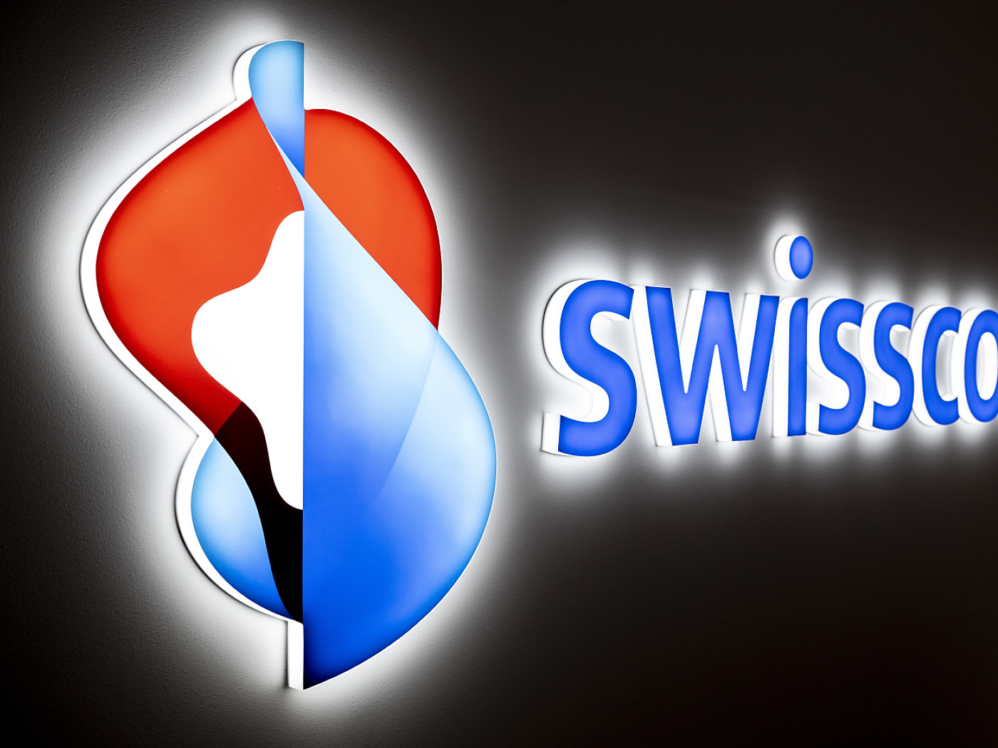 logo swisscom
