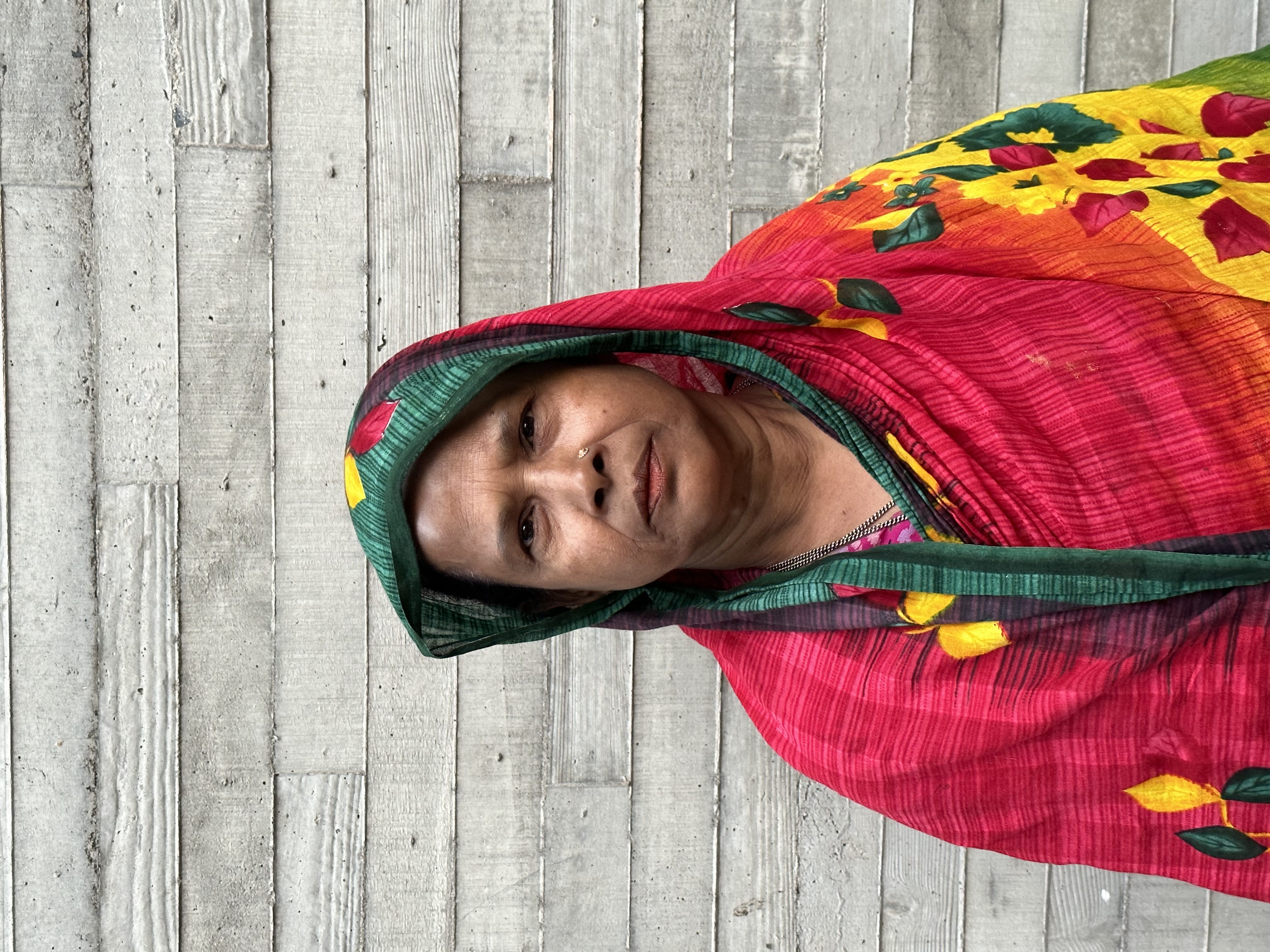 Salme from Korail works as a domestic helper in Gulshan: "The income varies, there are no contracts."