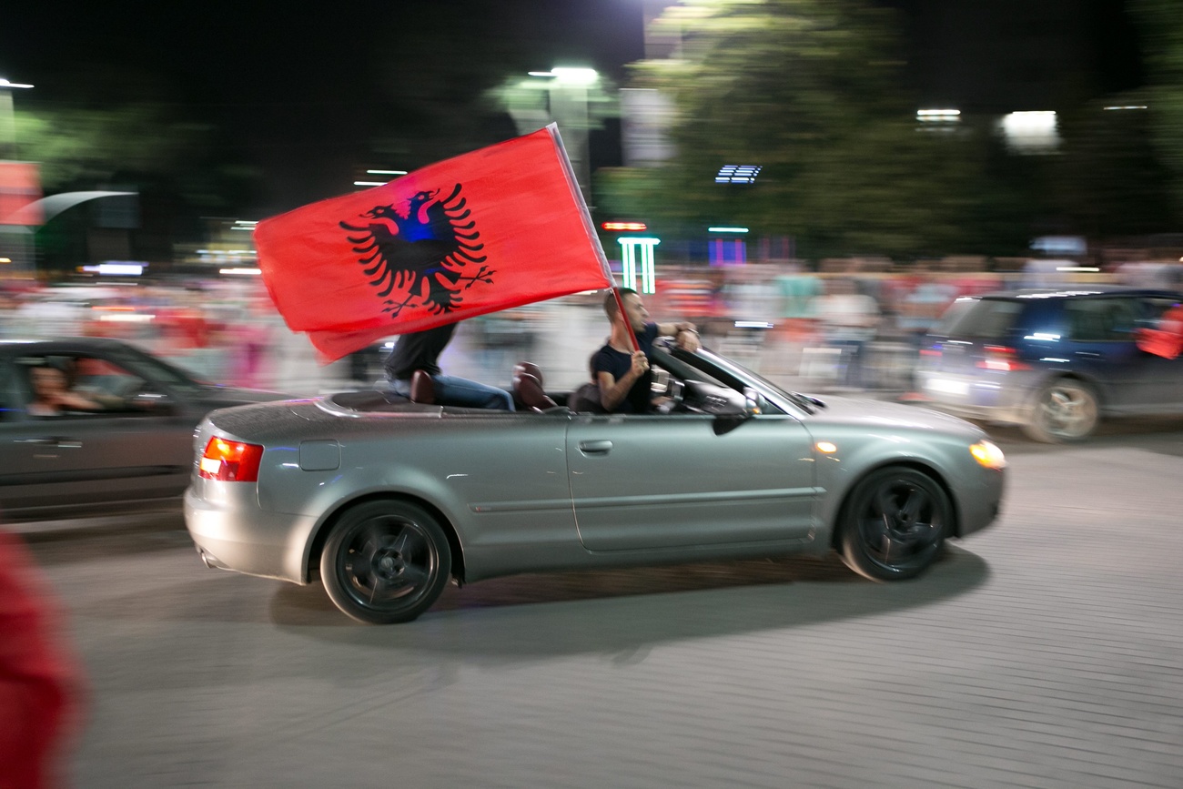 Bandiera albanese