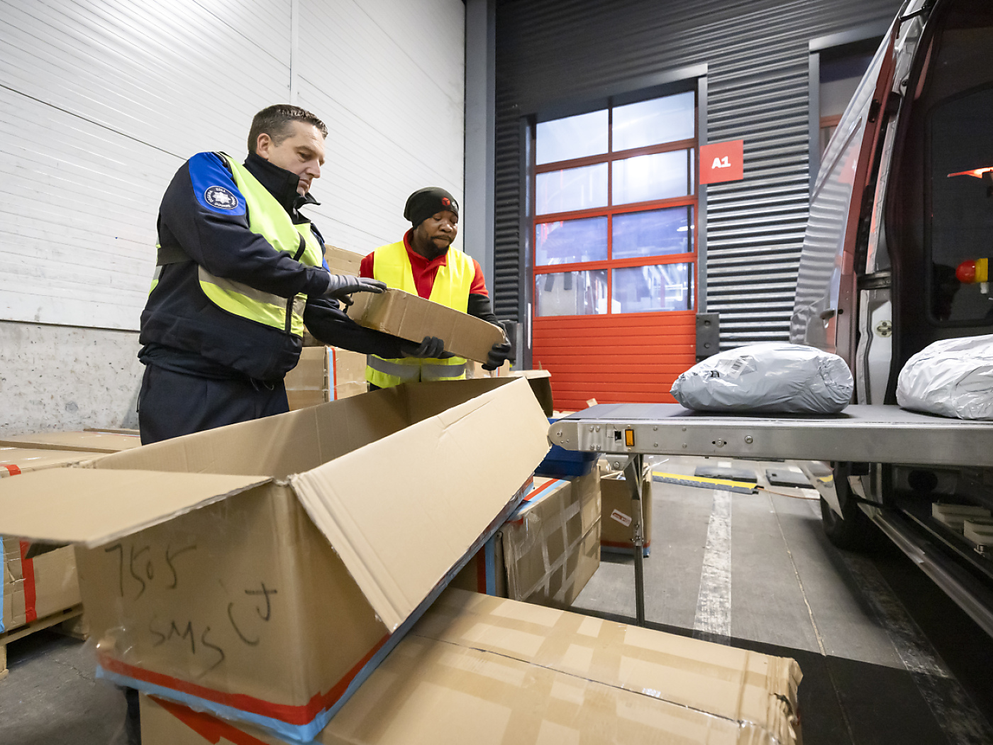 Swiss customs investigates over 200 tonnes of smuggled meat