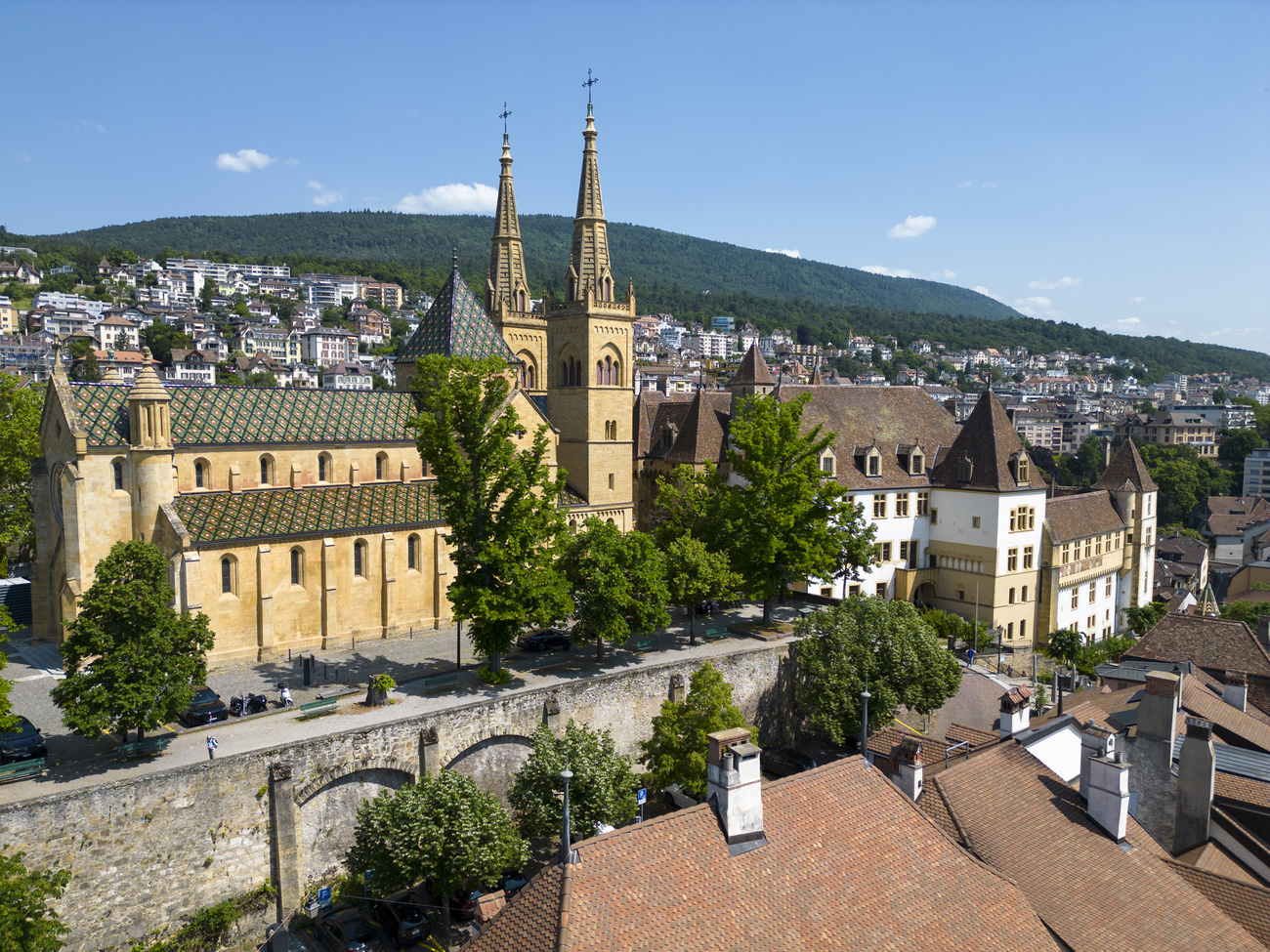 La cattedrale protestante e il castello di Neuchâtel.