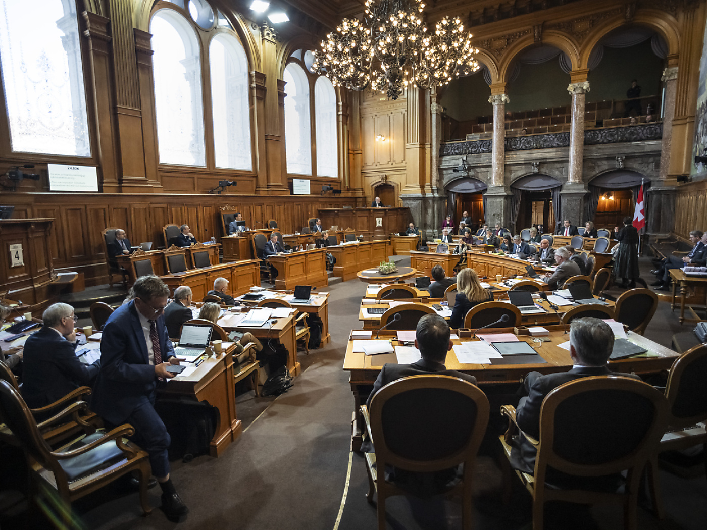 Culture budget approved, after long disagreement over looted art