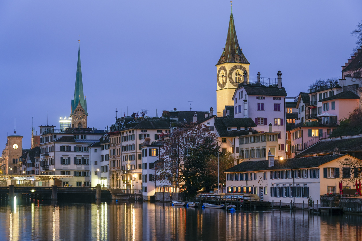 الساحة المالية