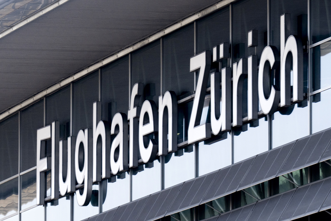 scritta flughafen zürich