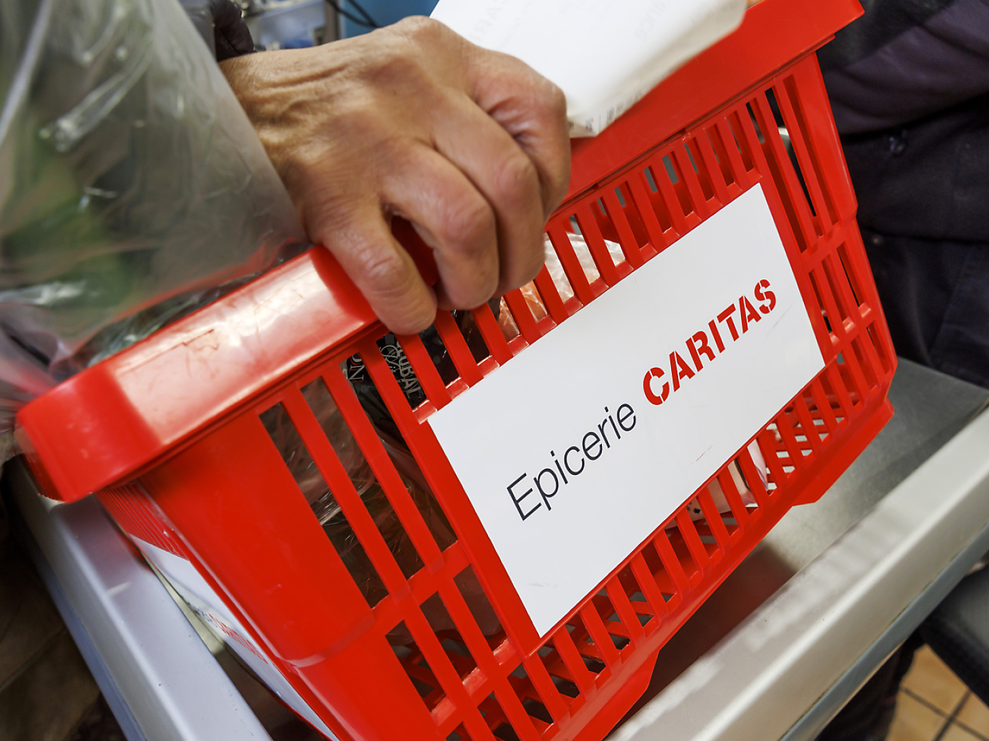 The poverty rate remained stable in Switzerland in 2023, at 8.1%.