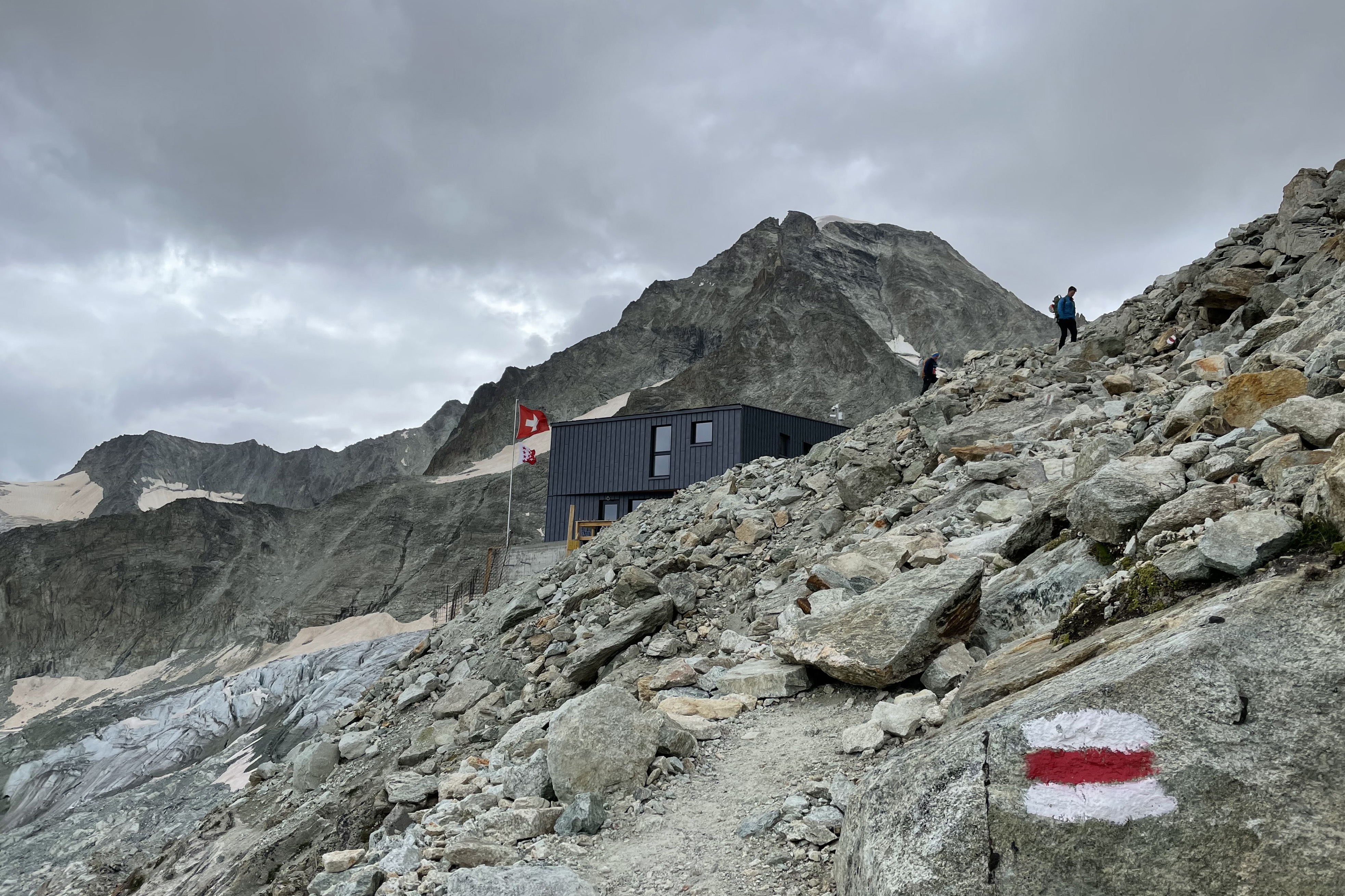 Eine moderne Berghütte