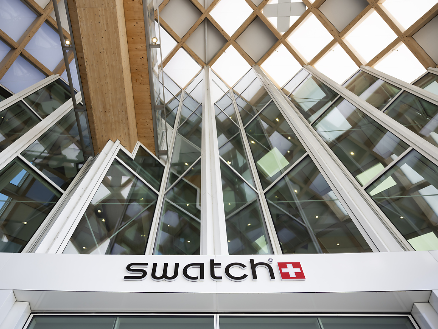 Swatch boss looks to new markets for recovery