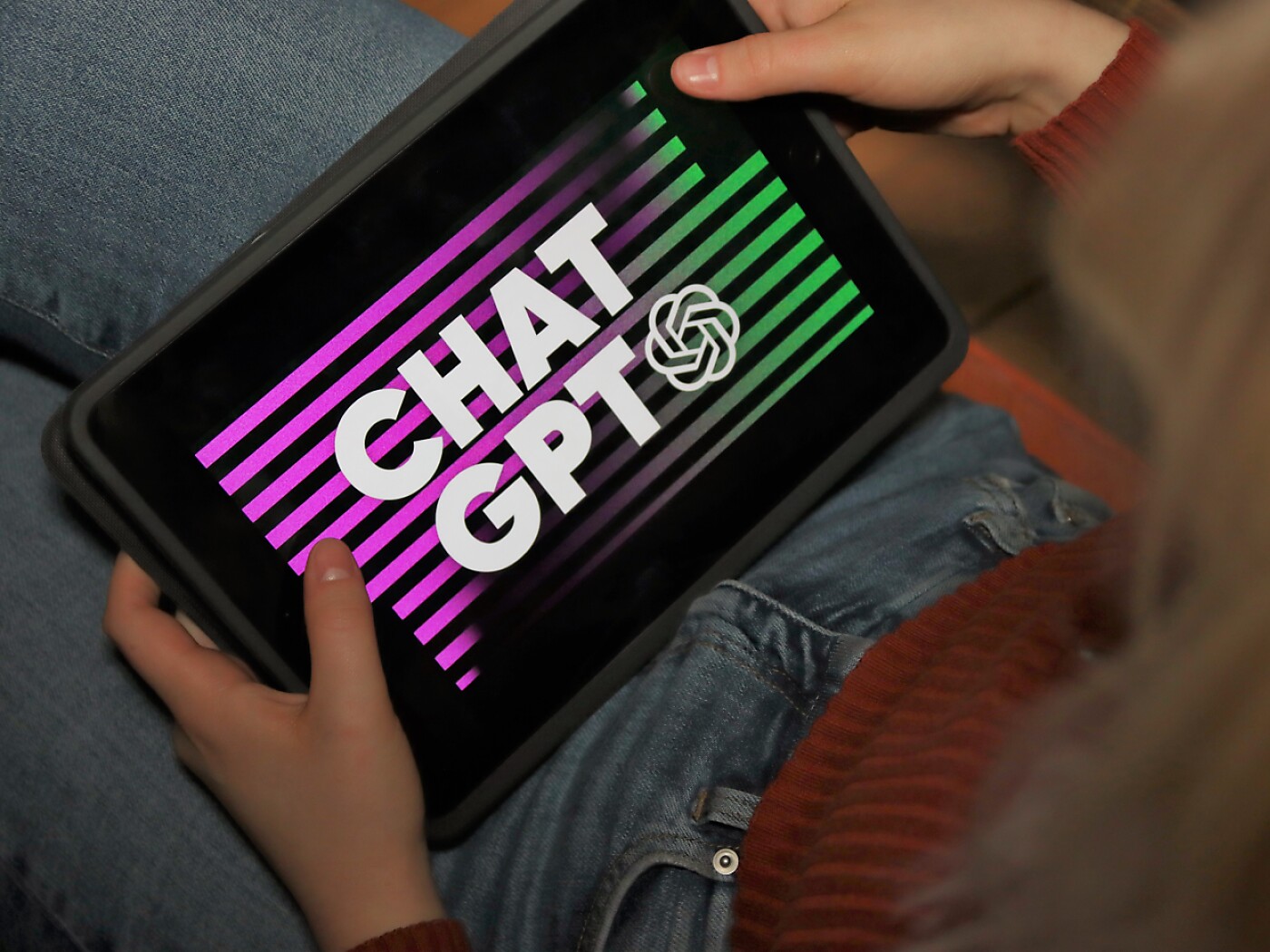 Ch7813 Two thirds of Swiss have already used ChatGPT or Gemini - SWI swissinfo.ch