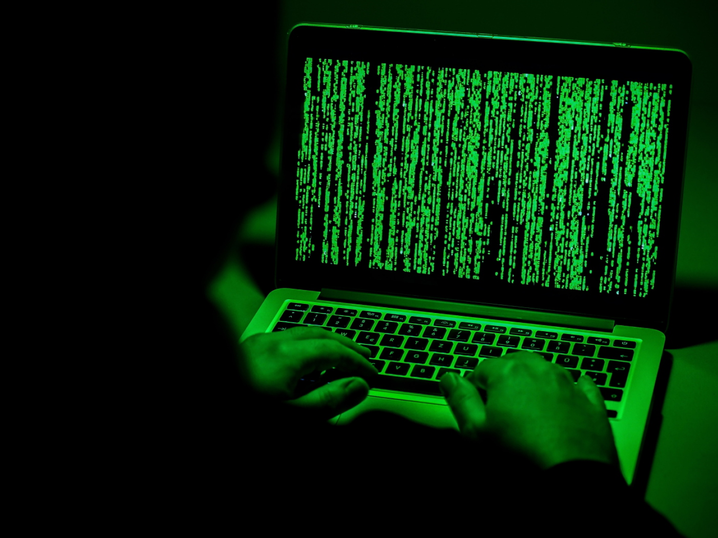 hacker all'opera