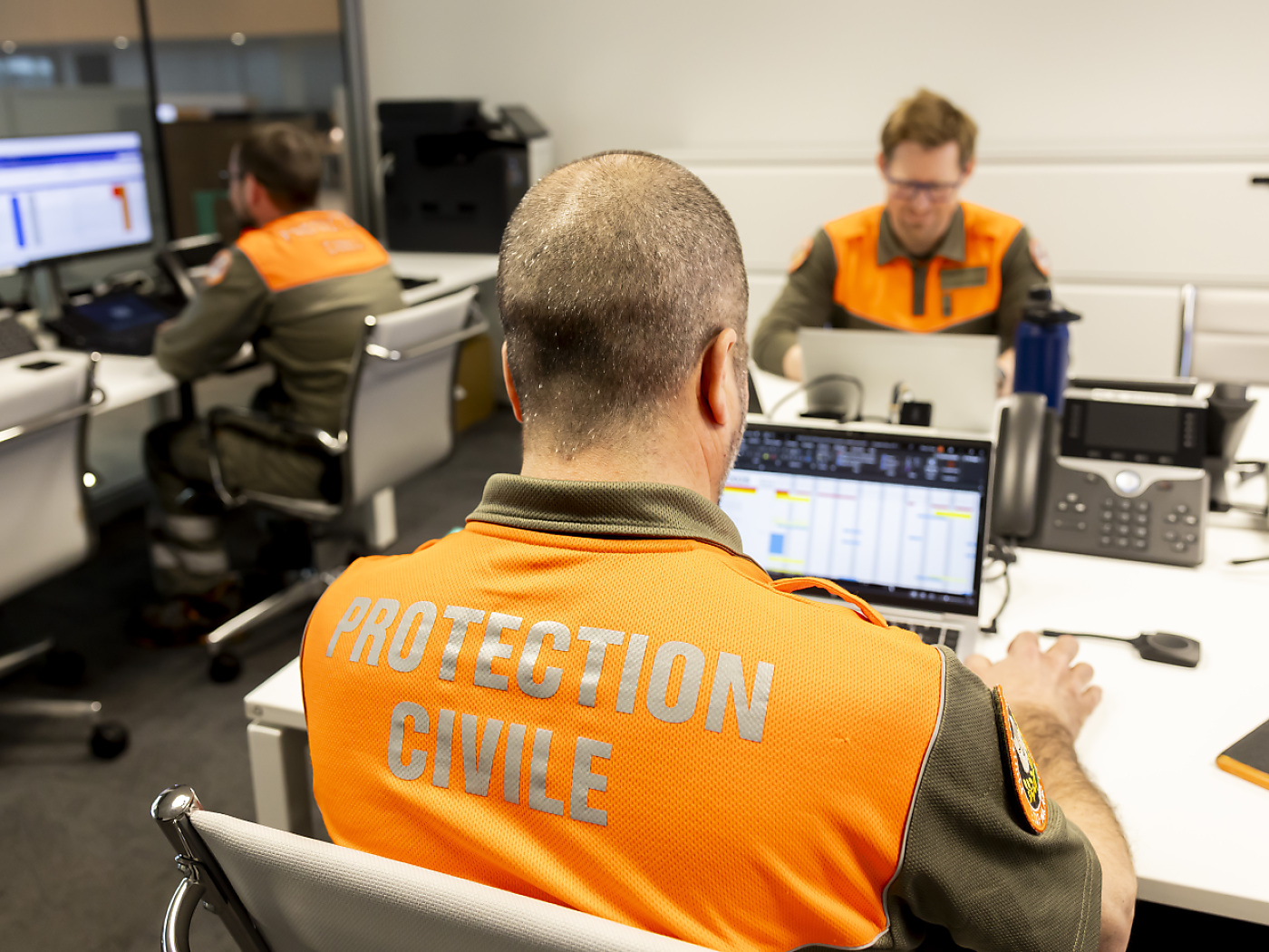 Proctection Service Switzerland acts to plug gaps in civilian protection service - SWI ...