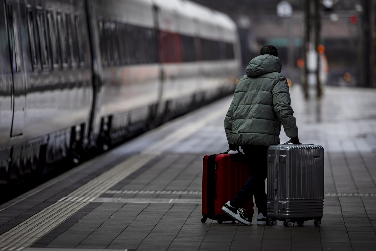 Swiss rail infrastructure needs adapting to provide long haul services