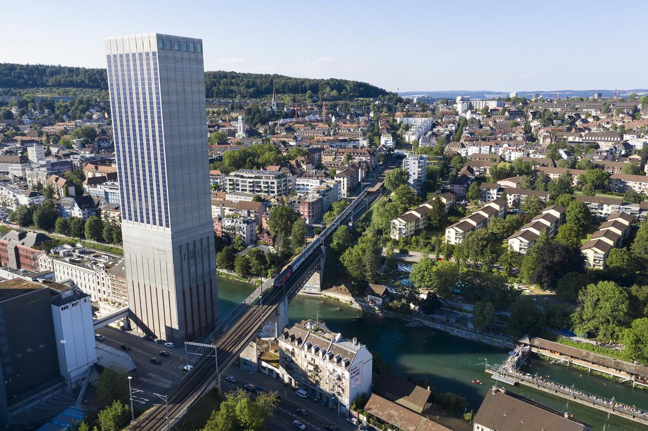 La tour Swissmill à Zurich s'inscrit dans la tradition brutaliste.
