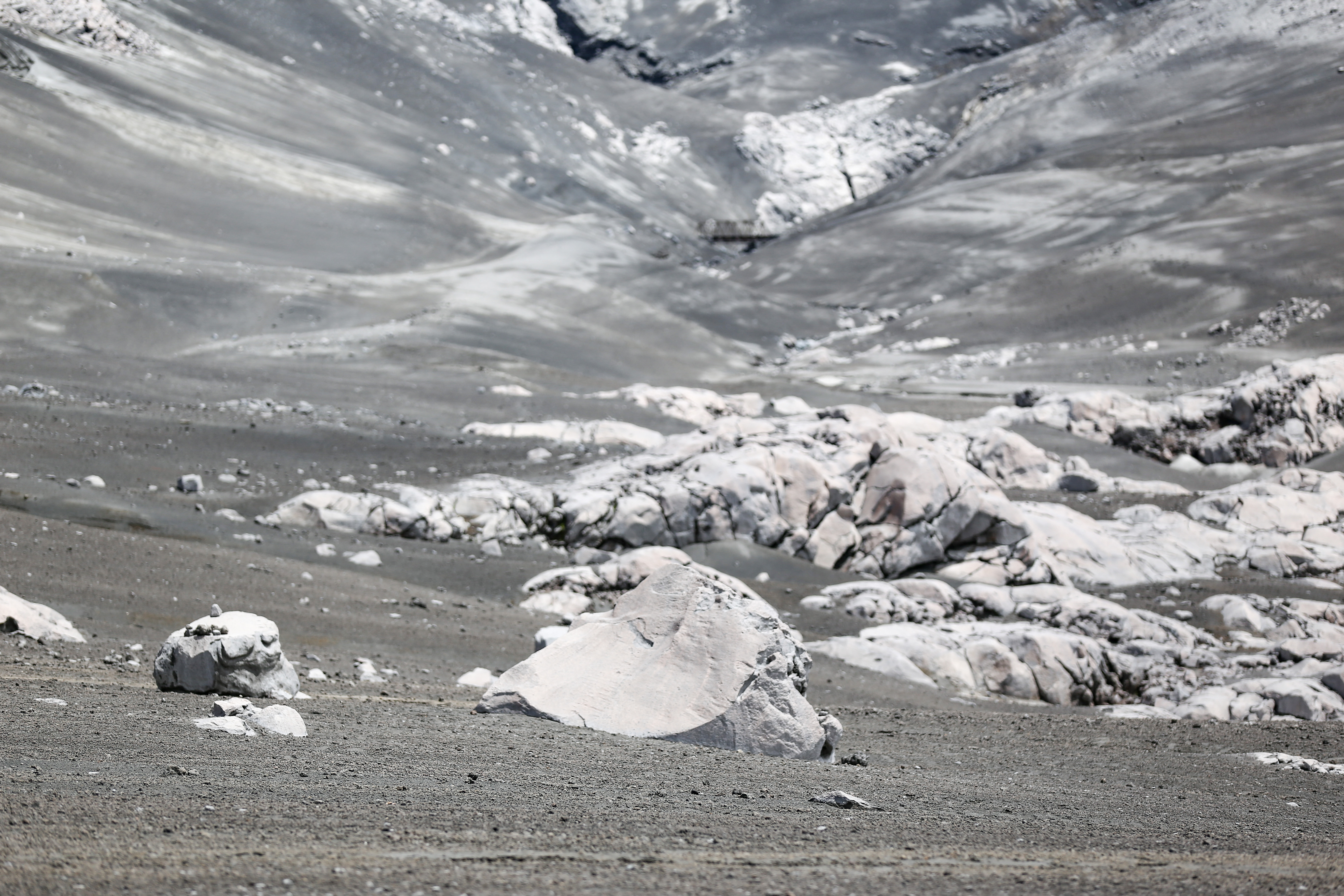 The Nevado del Ruiz glacier, located at an altitude of 5,320 metres in Colombia, has seen its surface area halved since the 1980s.