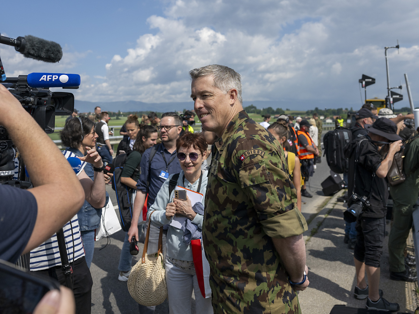 Swiss Air Force Welcomes New Commander Christian Oppliger SWI Swiss Air Force Welcomes New Commander Christian Oppliger SWI