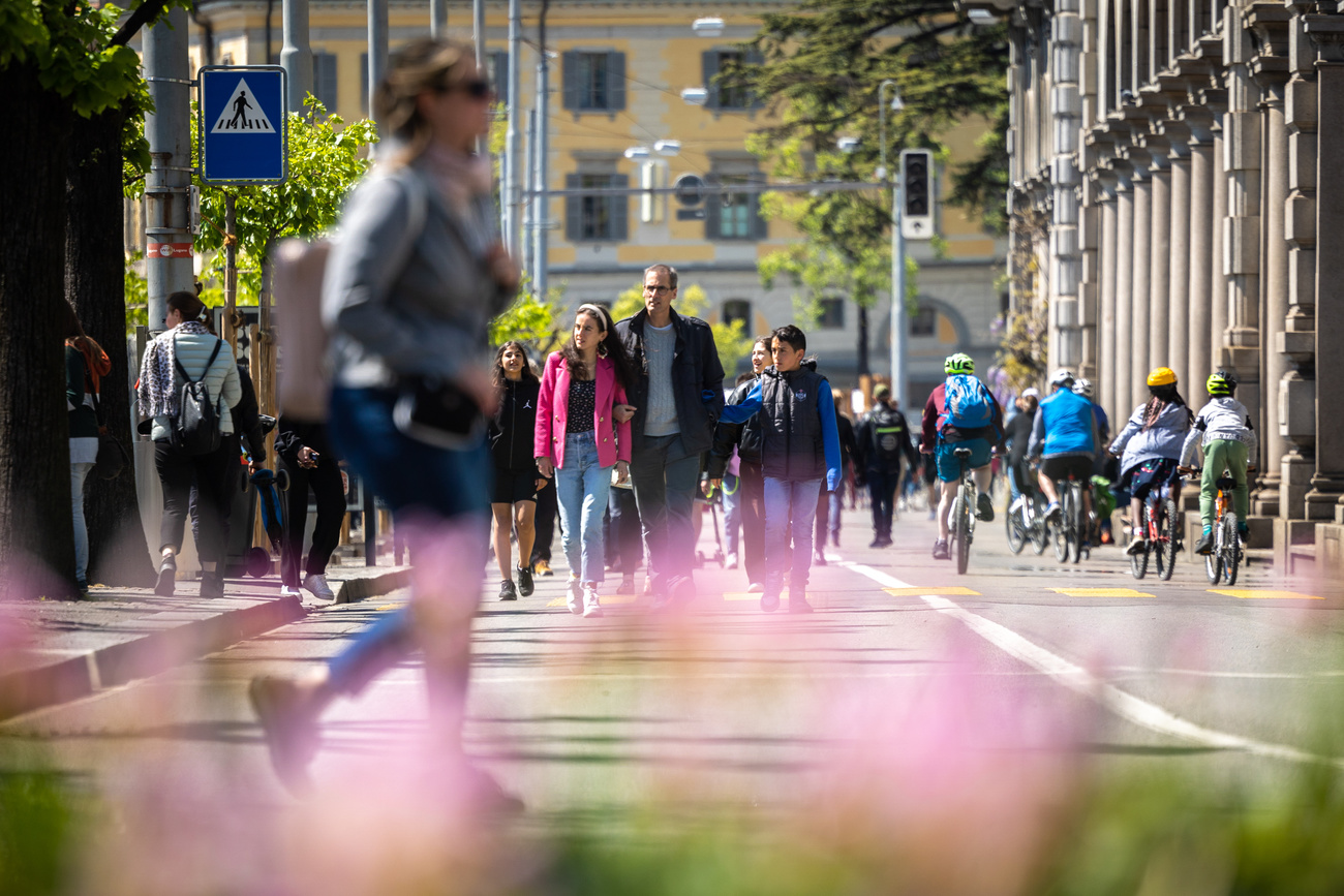 La popolazione svizzera cresce, anche se a un ritmo più lento rispetto al 2023