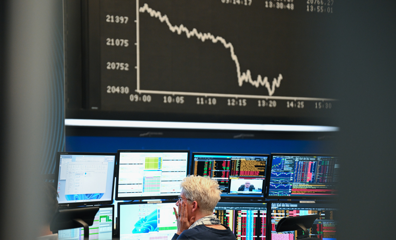 grafico in discesa alla borsa
