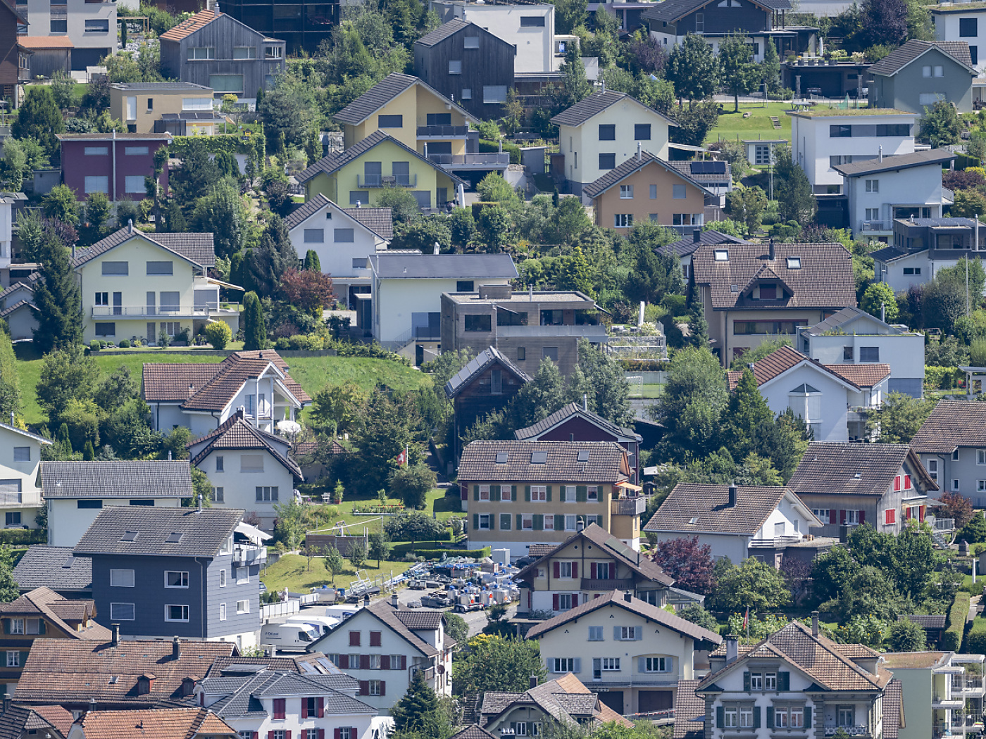 House price rises accelerate