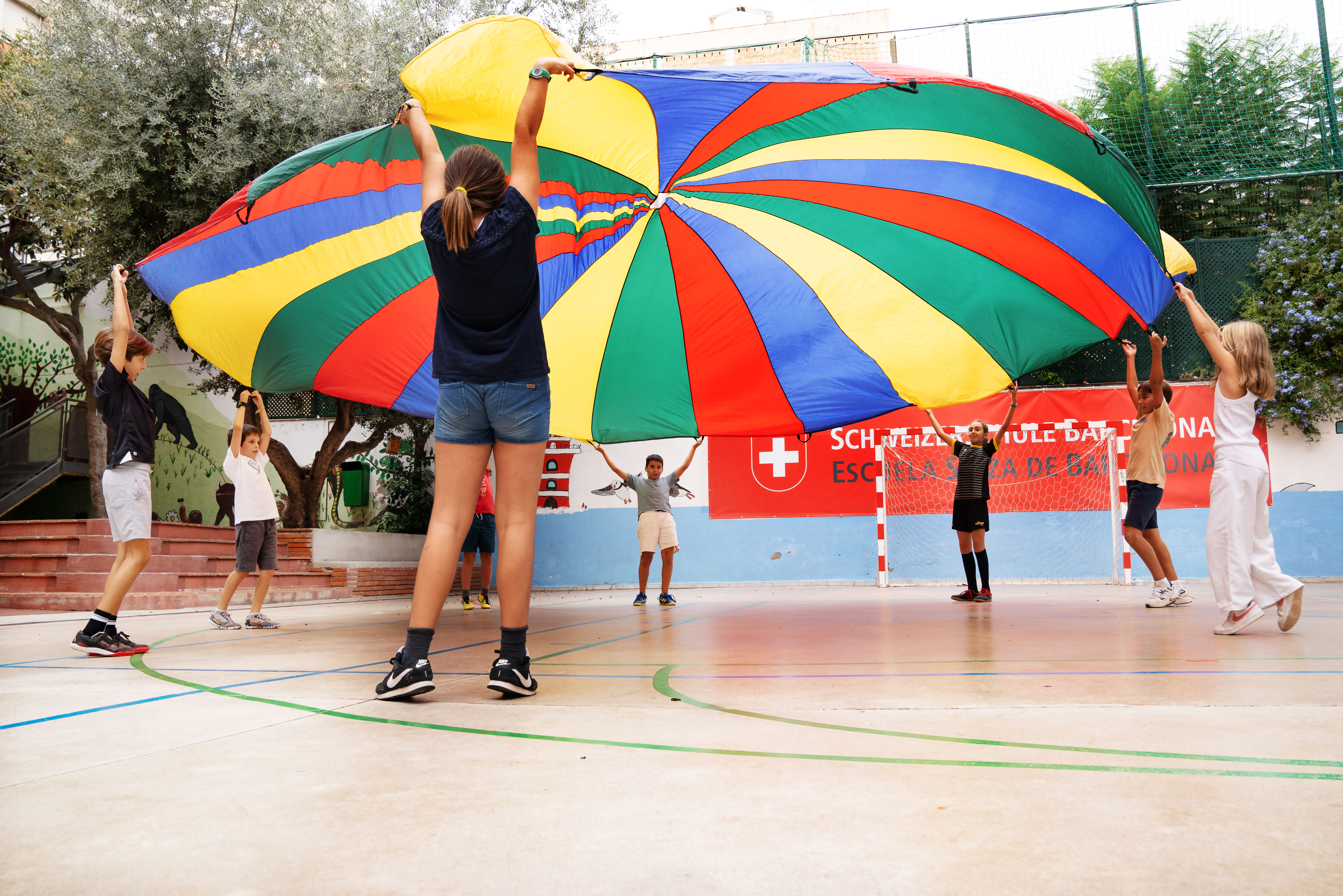 Sportstunde an der Schweizerschule in Barcelona
