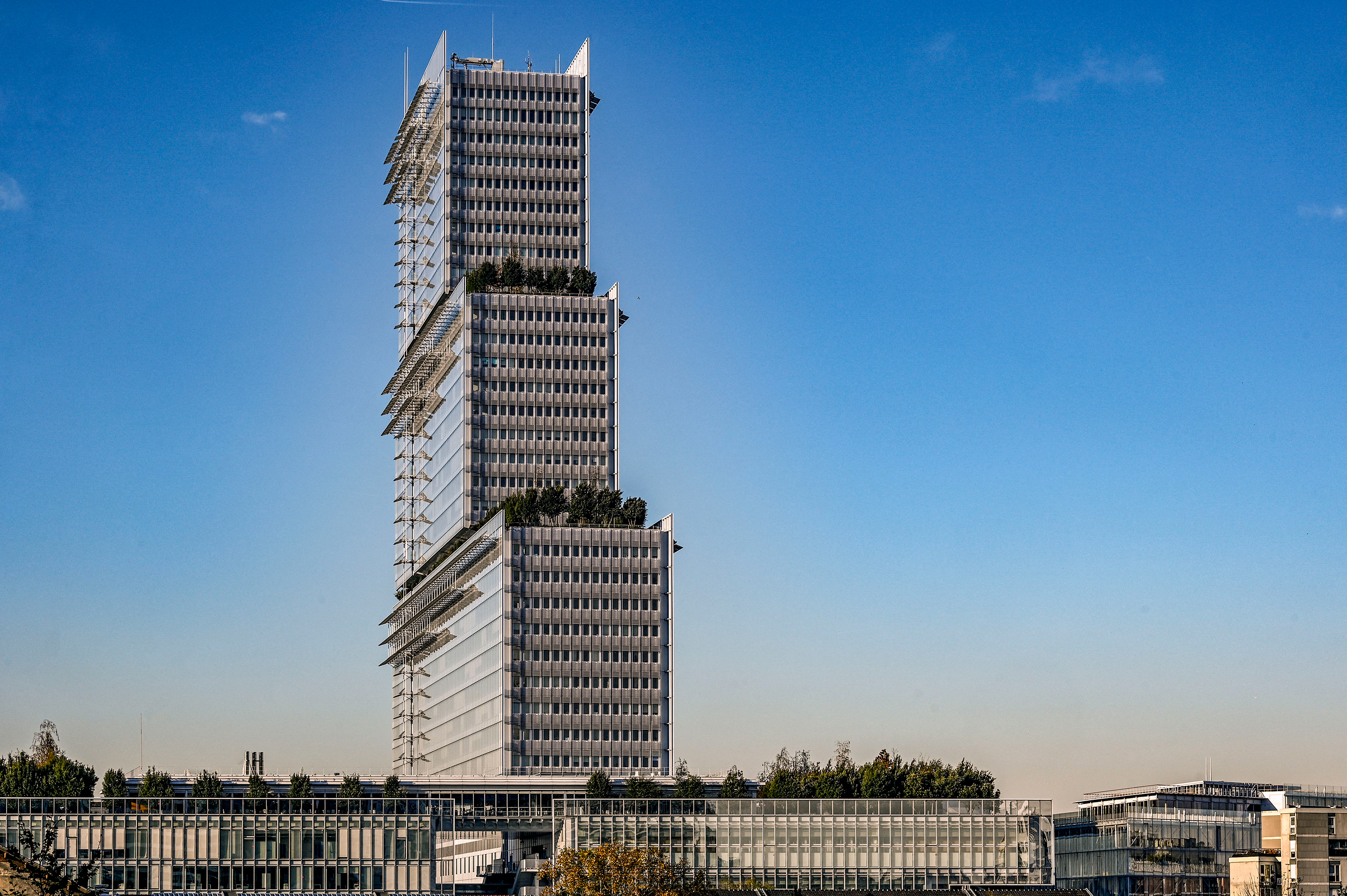 Prêdio em degraus construído em Paris