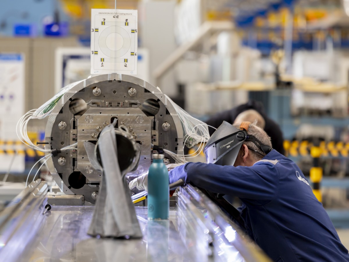 CERN scientists turn lead into gold (briefly)