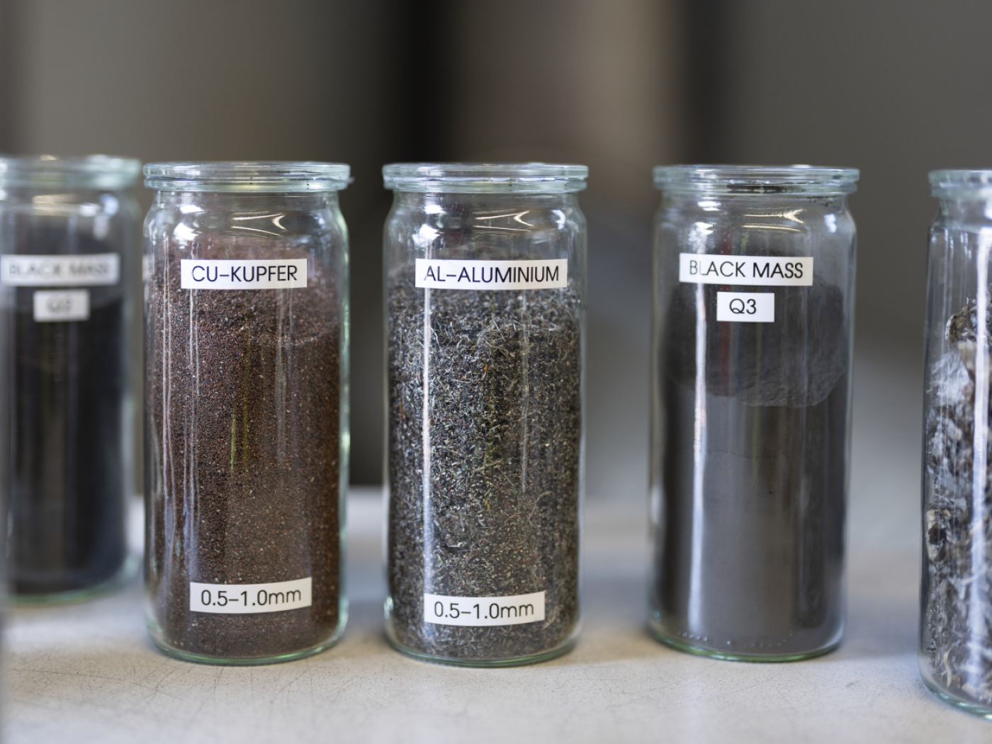 Switzerland tightens its grip on Russian and Belarusian aluminium